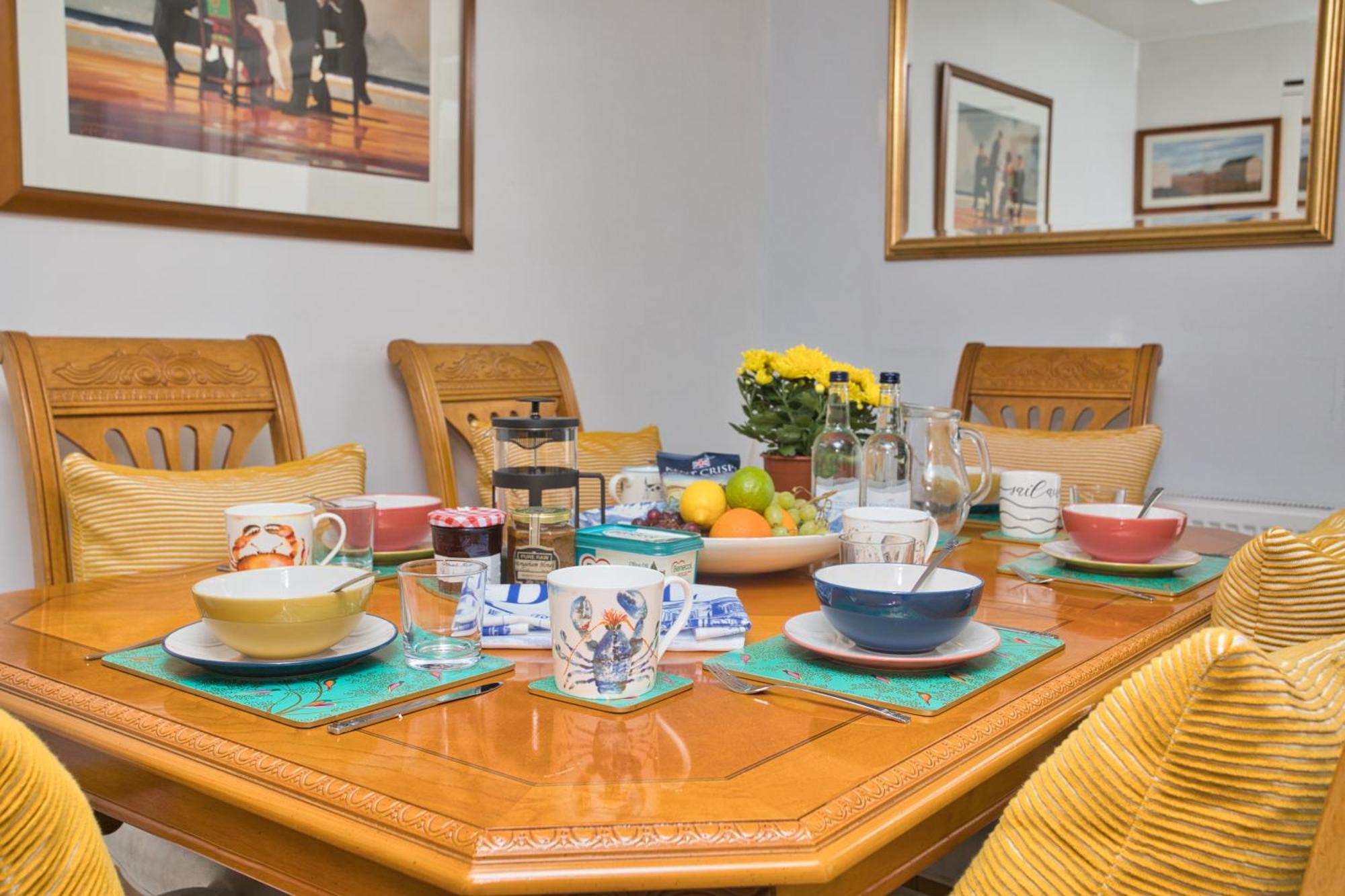 Spacious Seaside Escape In The Heart Of Deal, 4 Mins From The Beach Экстерьер фото